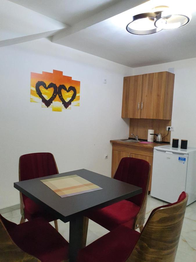 Apartmani Parice Novi Pazar Eksteriør billede